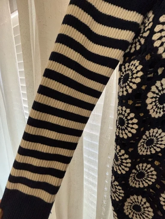 Tory Burch Navy and Cream Floral Zip Cardigan - Picture 4 of 10